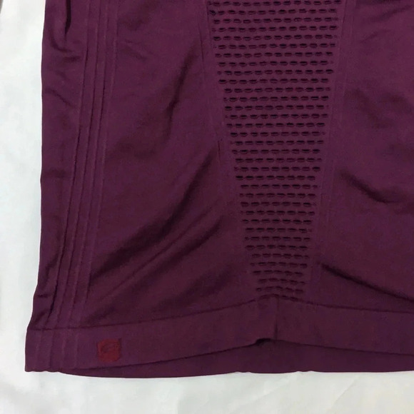 Fabletics Arta Seamless Long Sleeve Top, Port Wine Size S - Picture 10 of 15